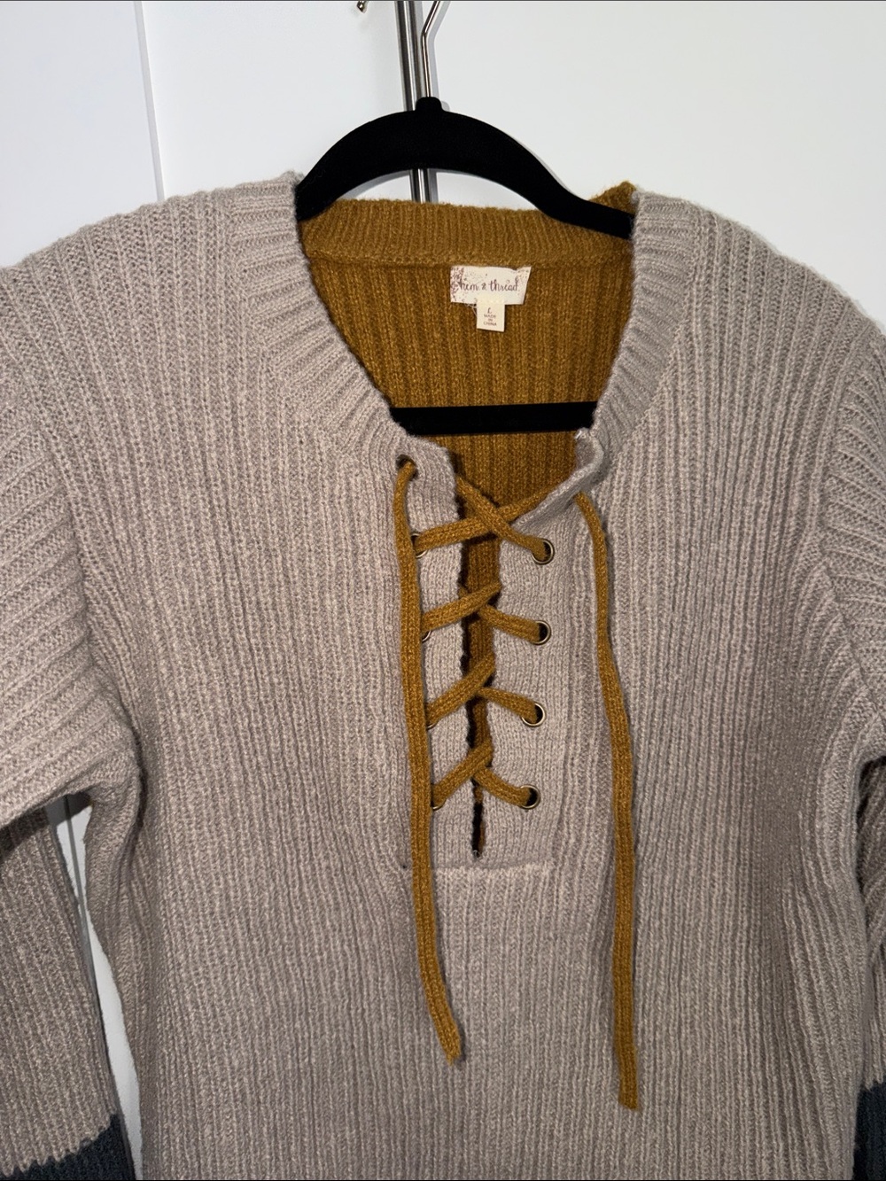 Chunky Color Block Sweater - Picture 4 of 6